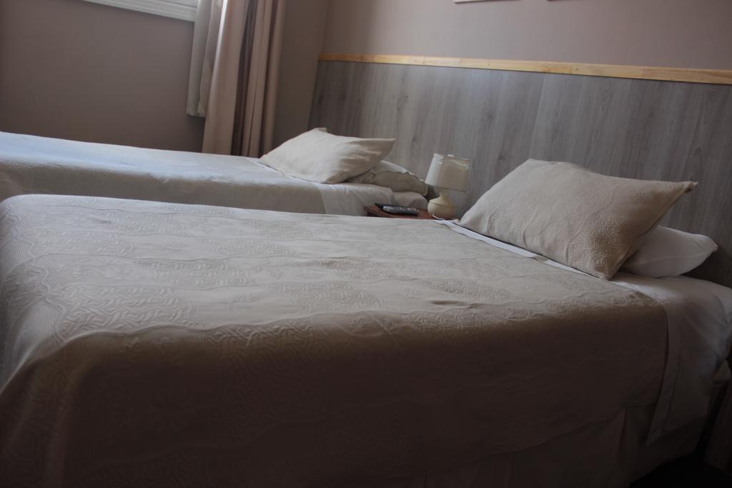 Alhambra Hotel San Antonio  Cameră foto